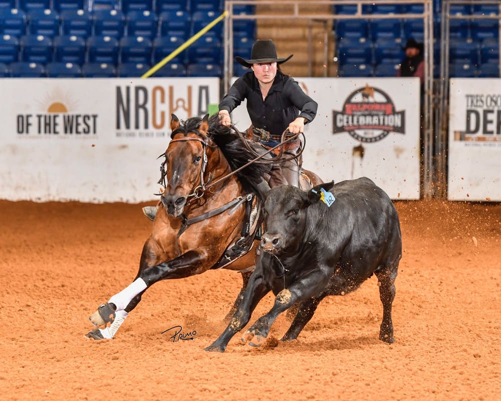 Band of Outlaws ambassador with horse benefiting from Big Hoss equine supplement